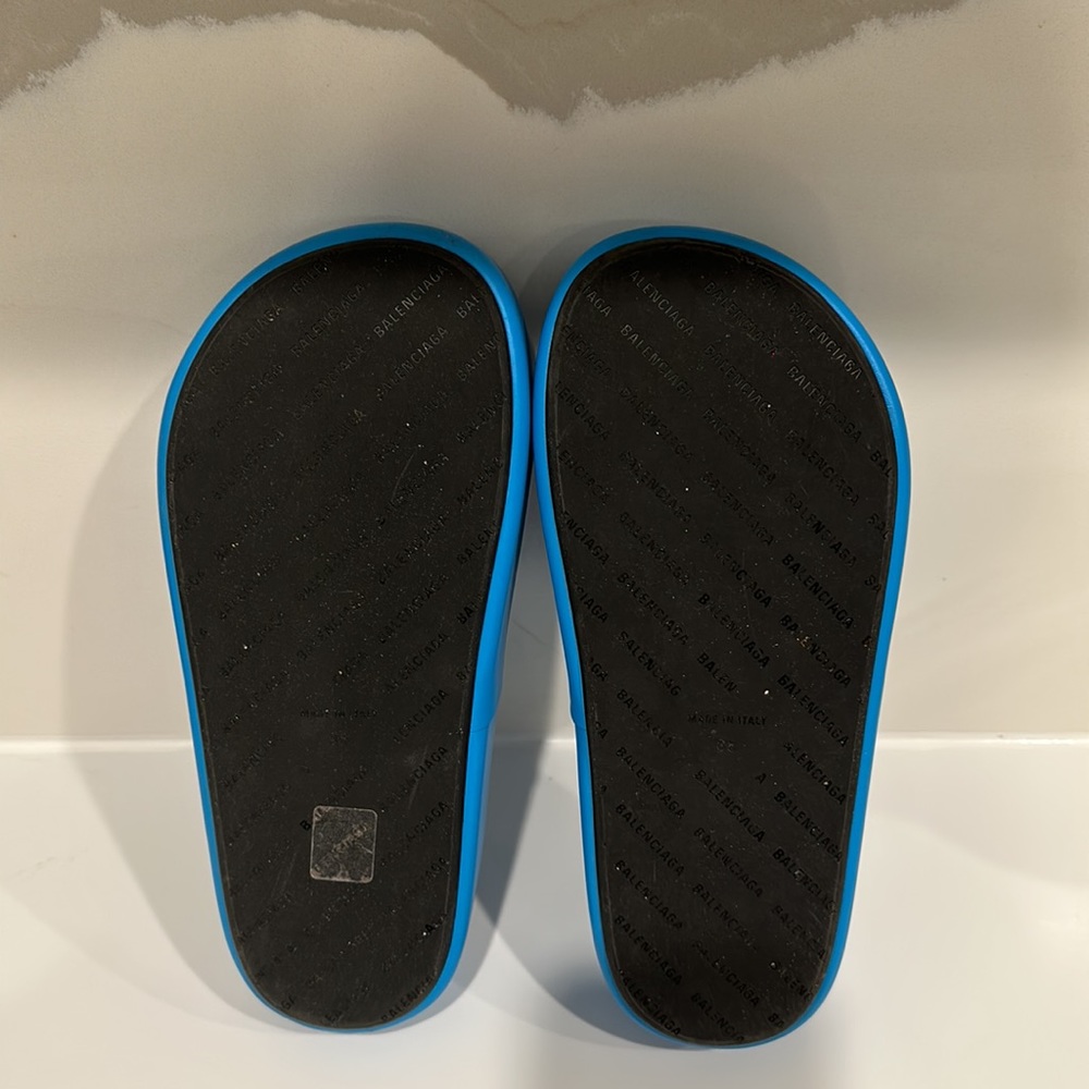 Blue leather slides / sandals - Picture 4 of 5